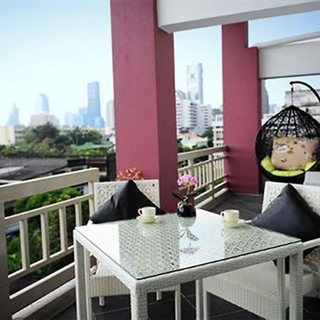 Baansabai Ramaiv Aparthotel Bangkok Exterior photo